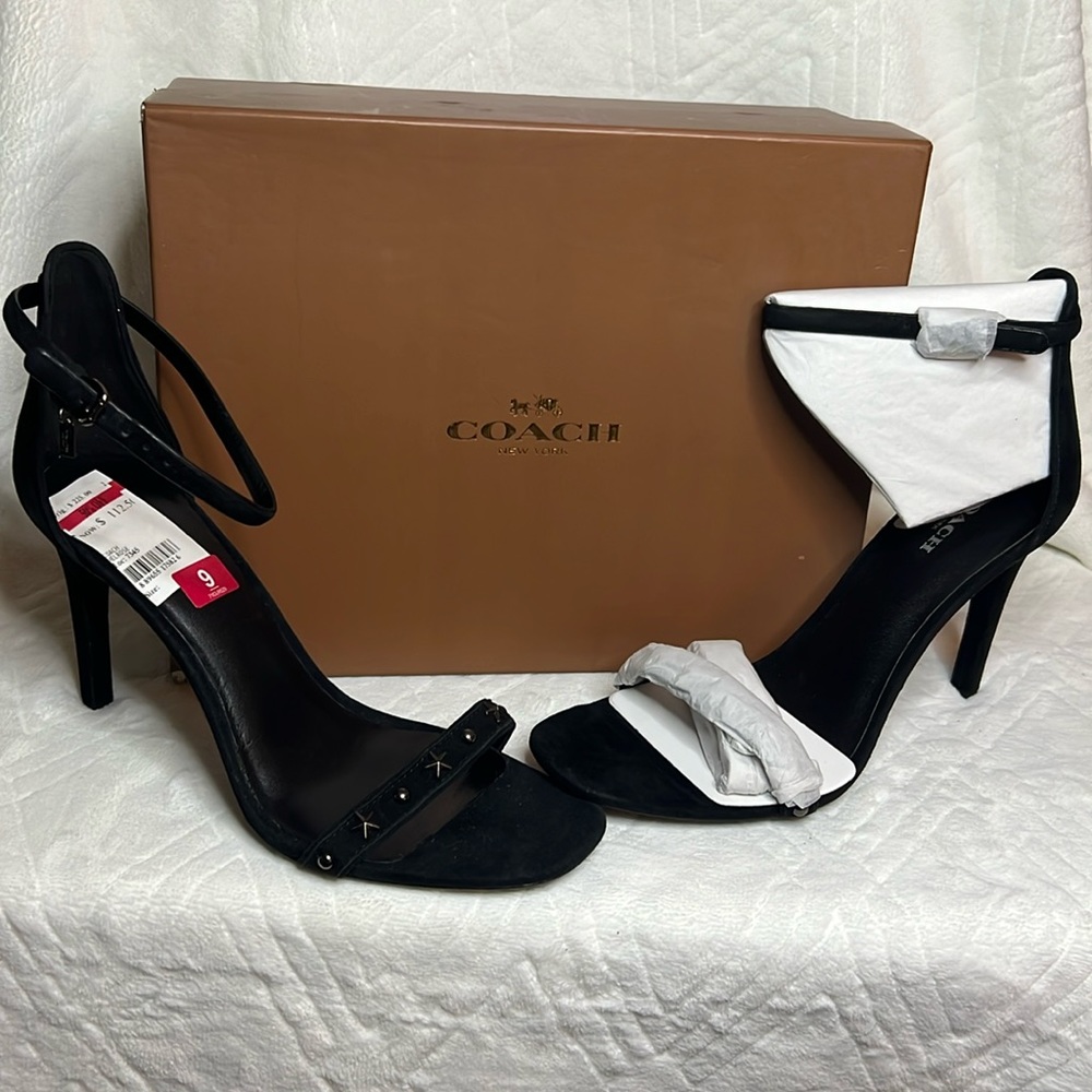 🔥Coach Melrose 2 pc Sandal Suede.🔥